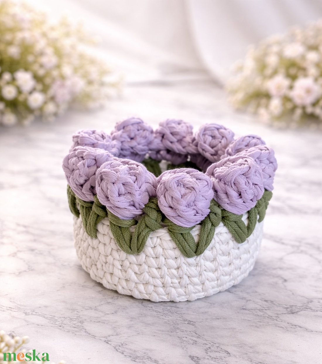 Lila tulipános horgolt kosár - otthon & életmód - dekoráció - asztal és polc dekoráció - dekorációs tál, tartó - Meska.hu