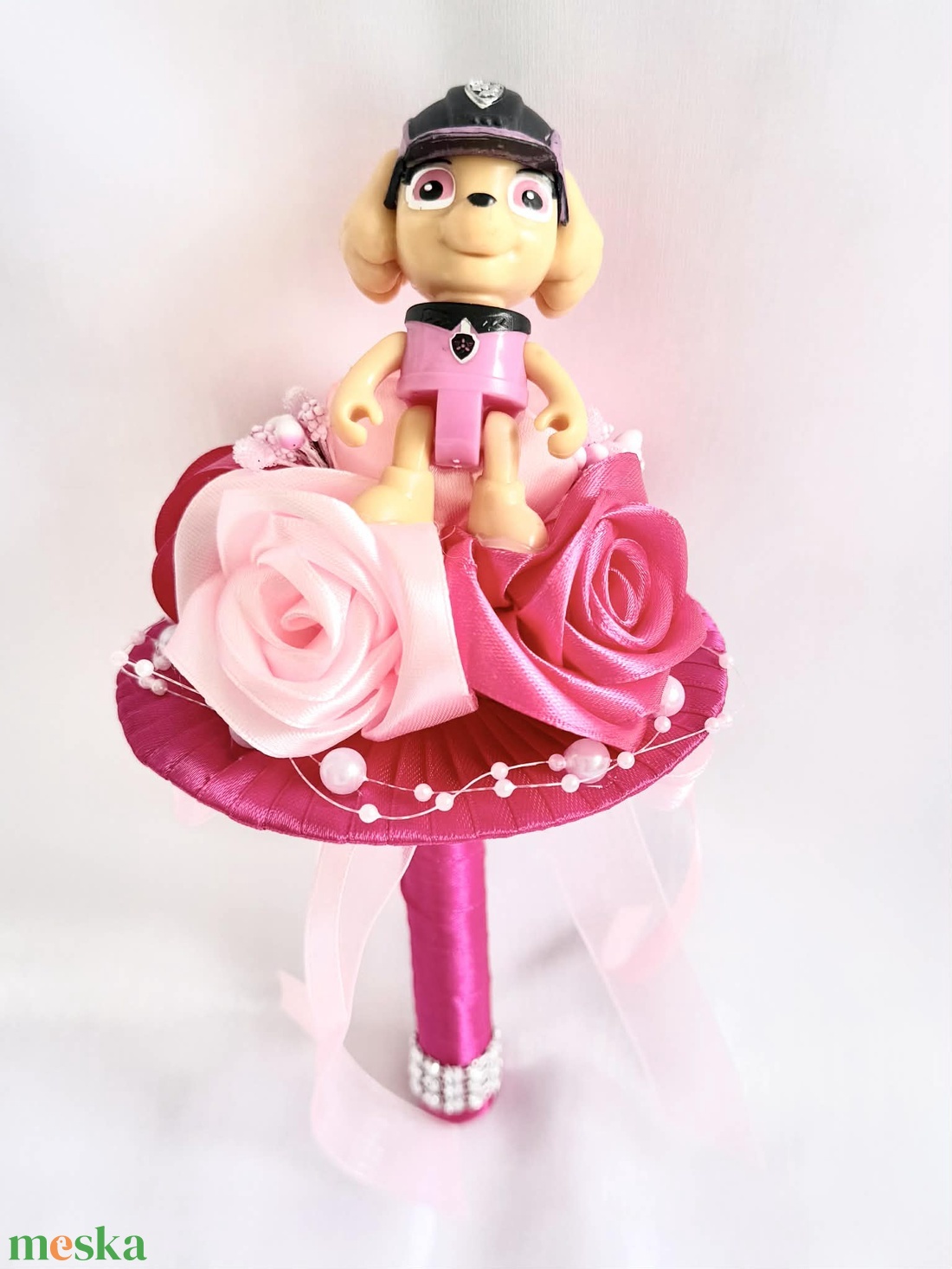 Mancs őrjáratos ovis ballagási csokor - otthon & életmód - virágdekoráció - virágok - virágcsokor - Meska.hu