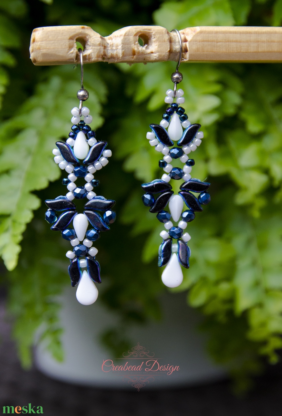 Creabead Design matyó stílusú elegáns fülbevaló - ékszer - fülbevaló - lógó fülbevaló - Meska.hu Creabead Design matyó stílusú elegáns fülbevaló - ékszer - fülbevaló - lógó fülbevaló - Meska.hu