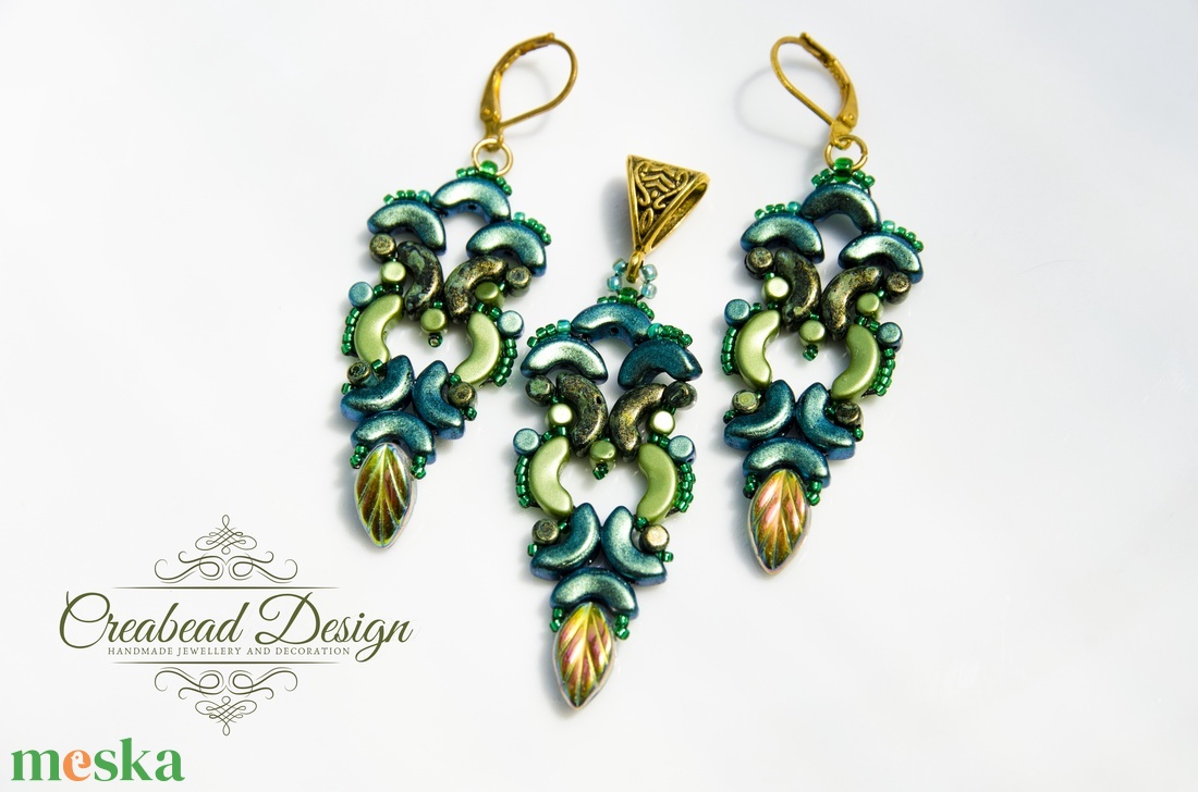 Creabead Design fülbevaló a zöld árnyalataiban - ékszer - fülbevaló - csillár fülbevaló - Meska.hu