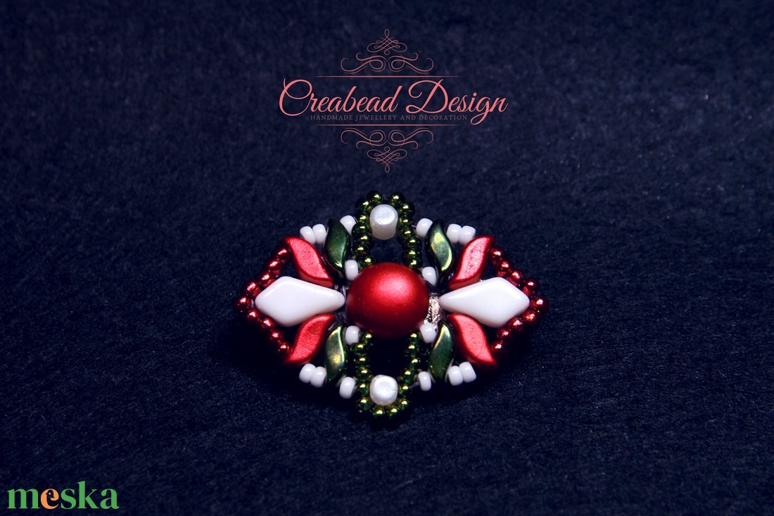Creabead Design trikolór kitűző (ékszerként is kérhető) - ékszer - kitűző és bross - kitűző - Meska.hu