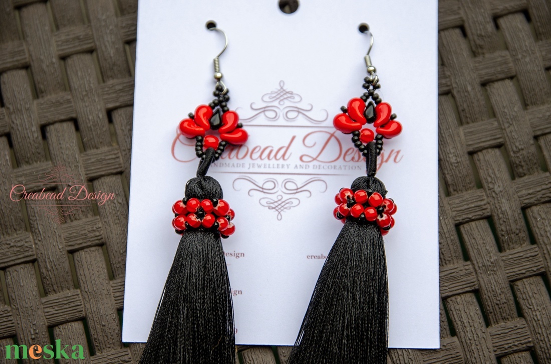 Creabead Design bojtos matyó rózsa extra dísszel - ékszer - fülbevaló - rojtos fülbevaló - Meska.hu Creabead Design bojtos matyó rózsa extra dísszel - ékszer - fülbevaló - rojtos fülbevaló - Meska.hu