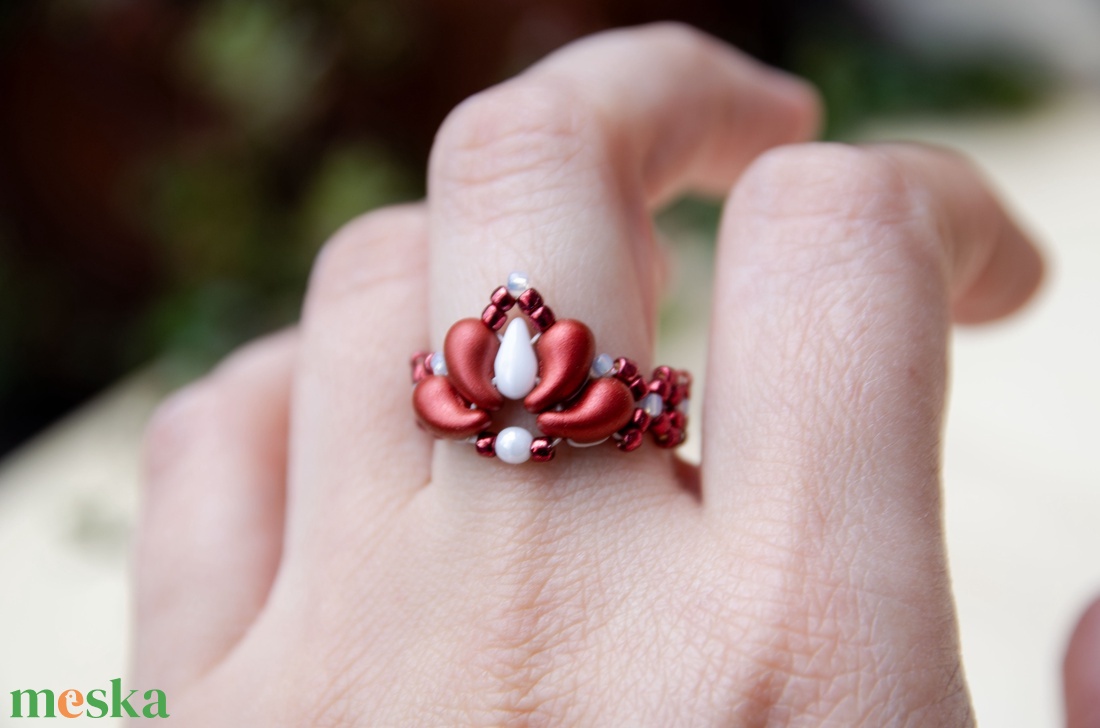 Creabead Design matyó stílusú elegáns gyűrű - ékszer - gyűrű - gyöngyös gyűrű - Meska.hu