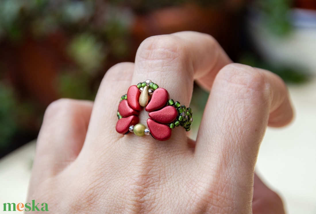 Creabead Design matyó stílusú elegáns gyűrű - ékszer - gyűrű - gyöngyös gyűrű - Meska.hu