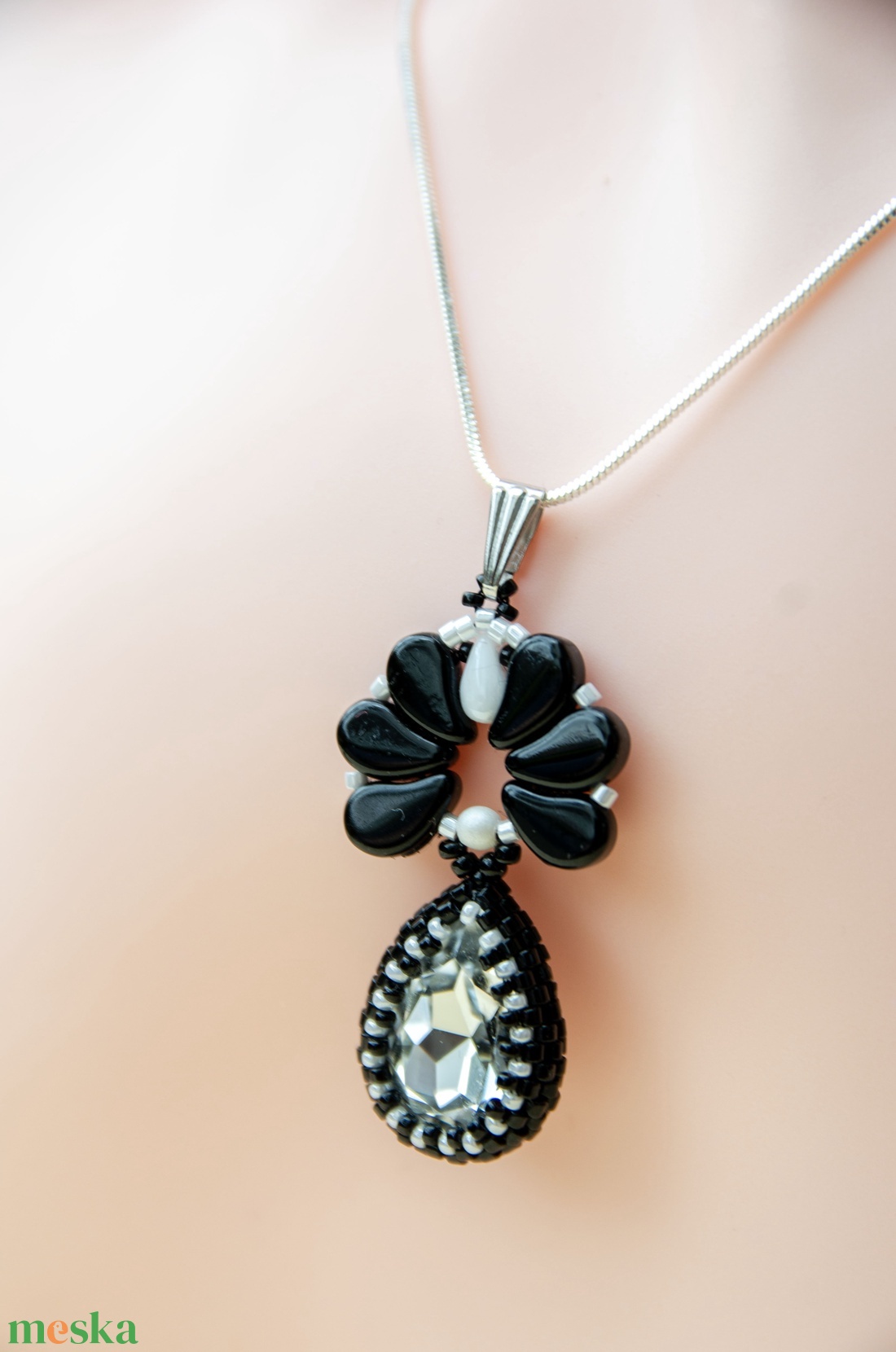 Creabead Design matyó stílusú medál nyaklánccal - ékszer - nyaklánc - medál - Meska.hu