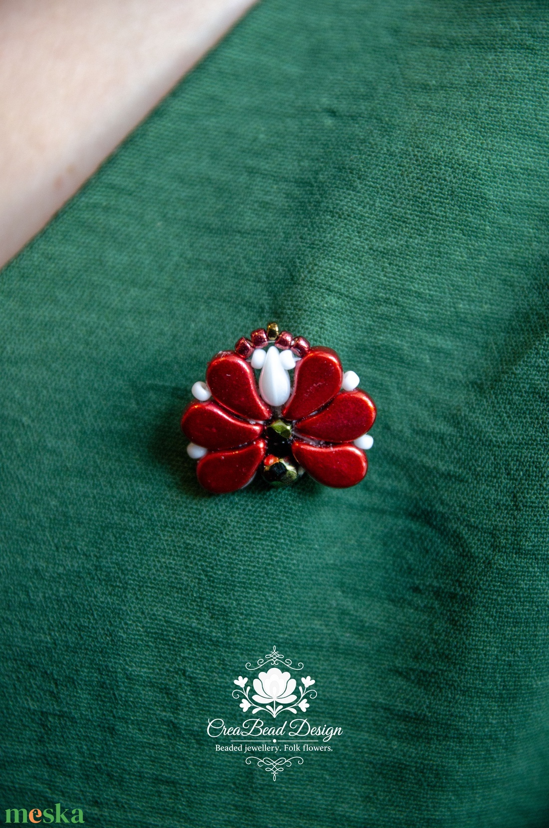 Creabead Design trikolór kitűző (ékszerként is kérhető) - ékszer - kitűző és bross - Meska.hu