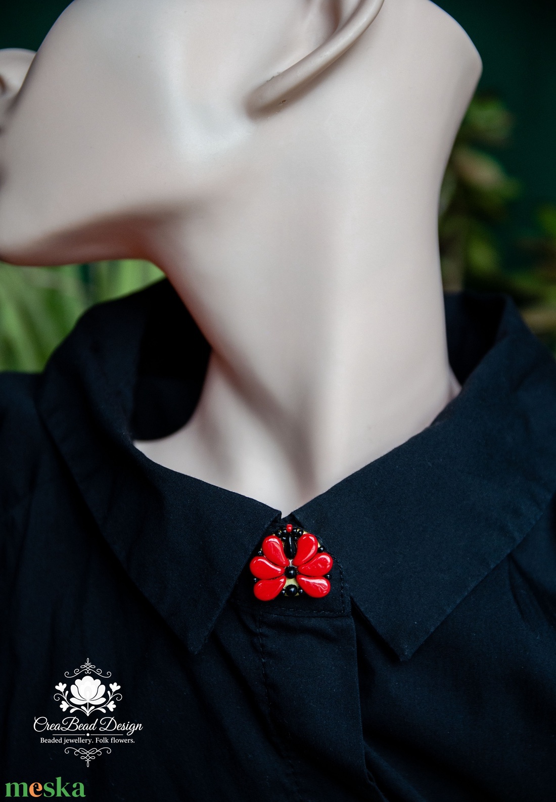 Kézzel készült gyöngyös gombfedő dísz � matyó inspirációval - ékszer - mandzsettagomb - Meska.hu