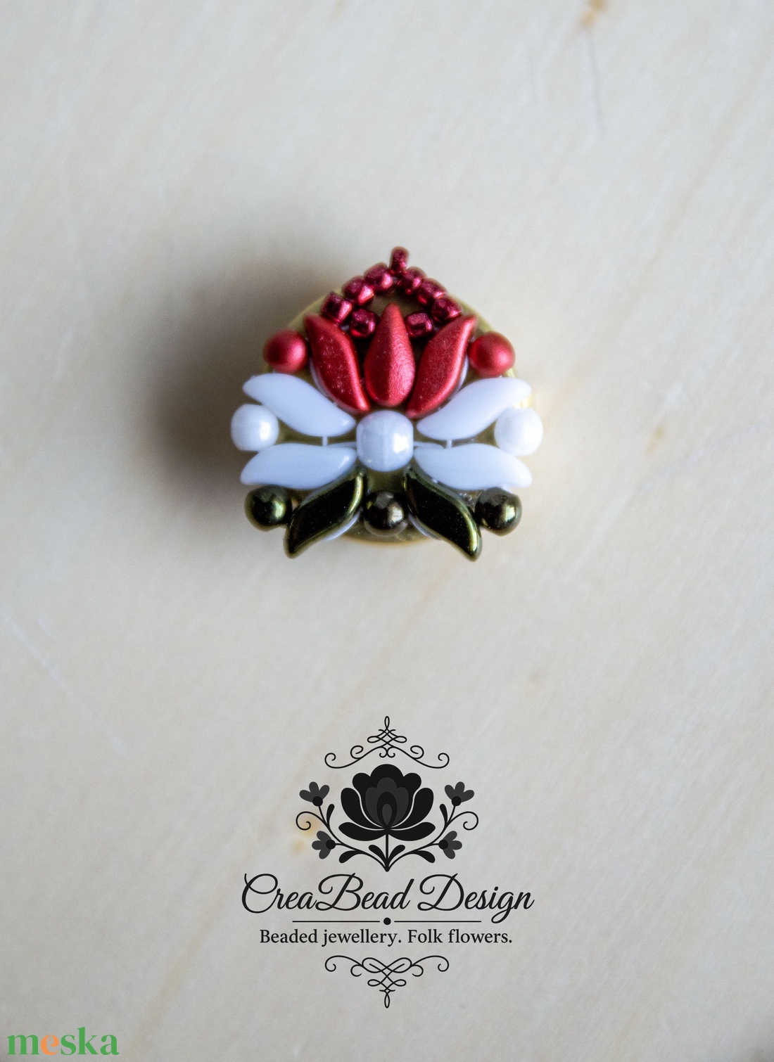 Kézzel készült gyöngyös gombfedő dísz � matyó inspirációval - ékszer - mandzsettagomb - Meska.hu