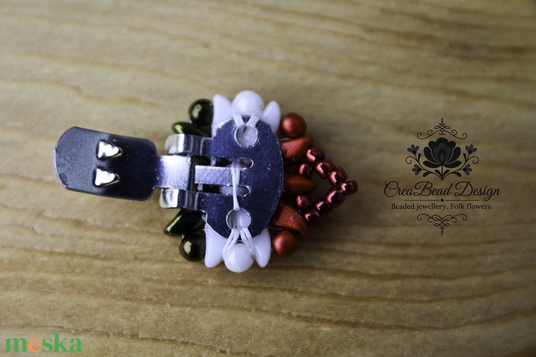 Kézzel készült gyöngyös cipőklipsz � matyó inspirációval - esküvő - cipő és cipőklipsz - Meska.hu