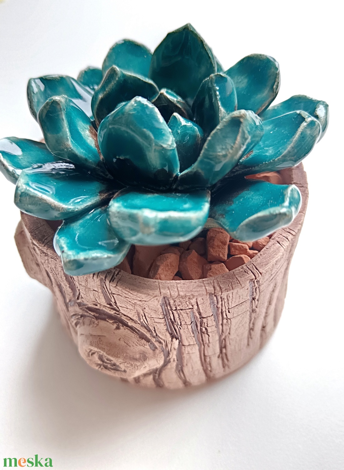 Kerámia pozsgás farönkben - otthon & életmód - dekoráció - dísztárgy - Meska.hu