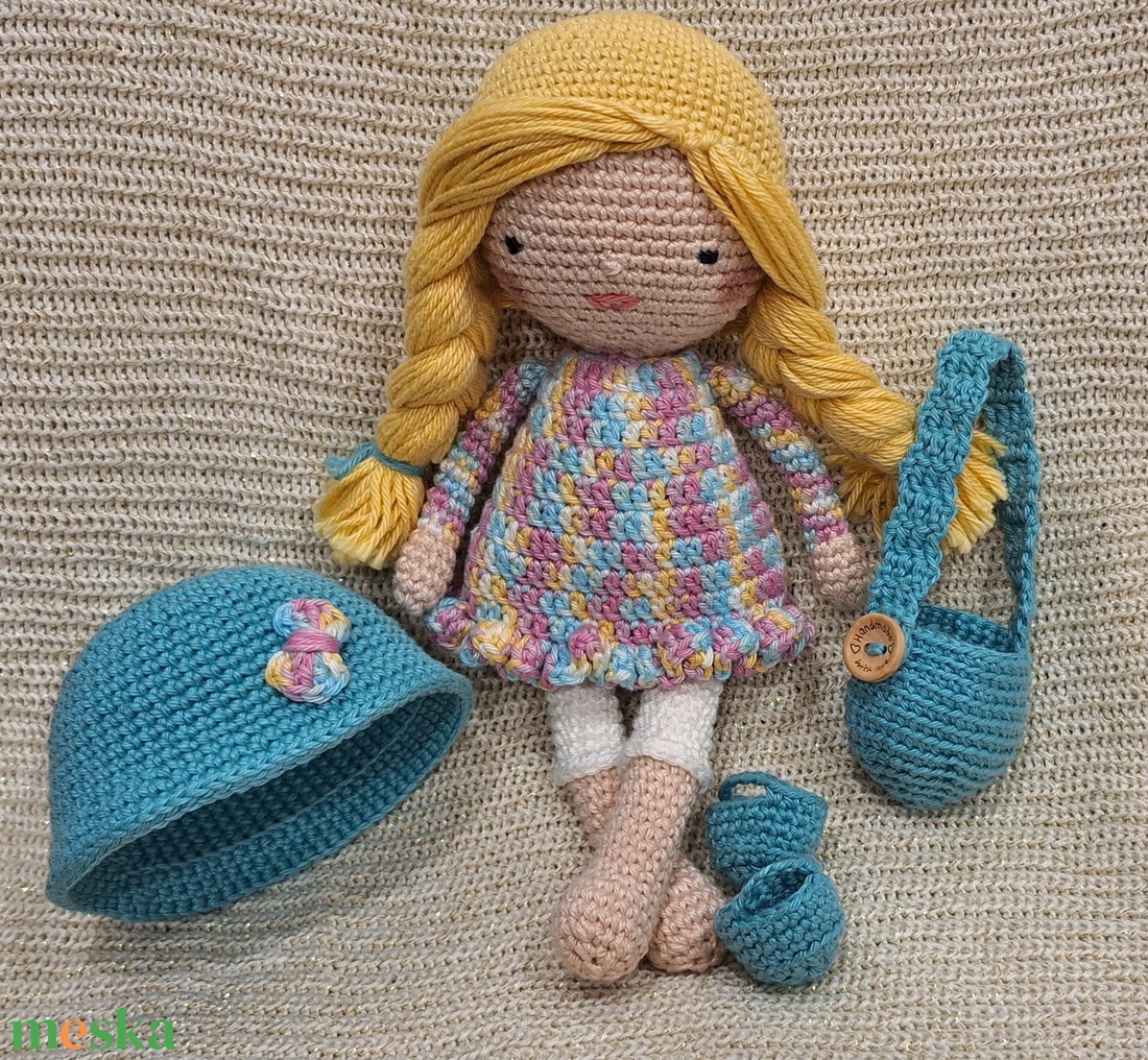 Horgolt öltöztethető amigurumi baba - játék & sport - baba & babaház - öltöztethető baba - Meska.hu