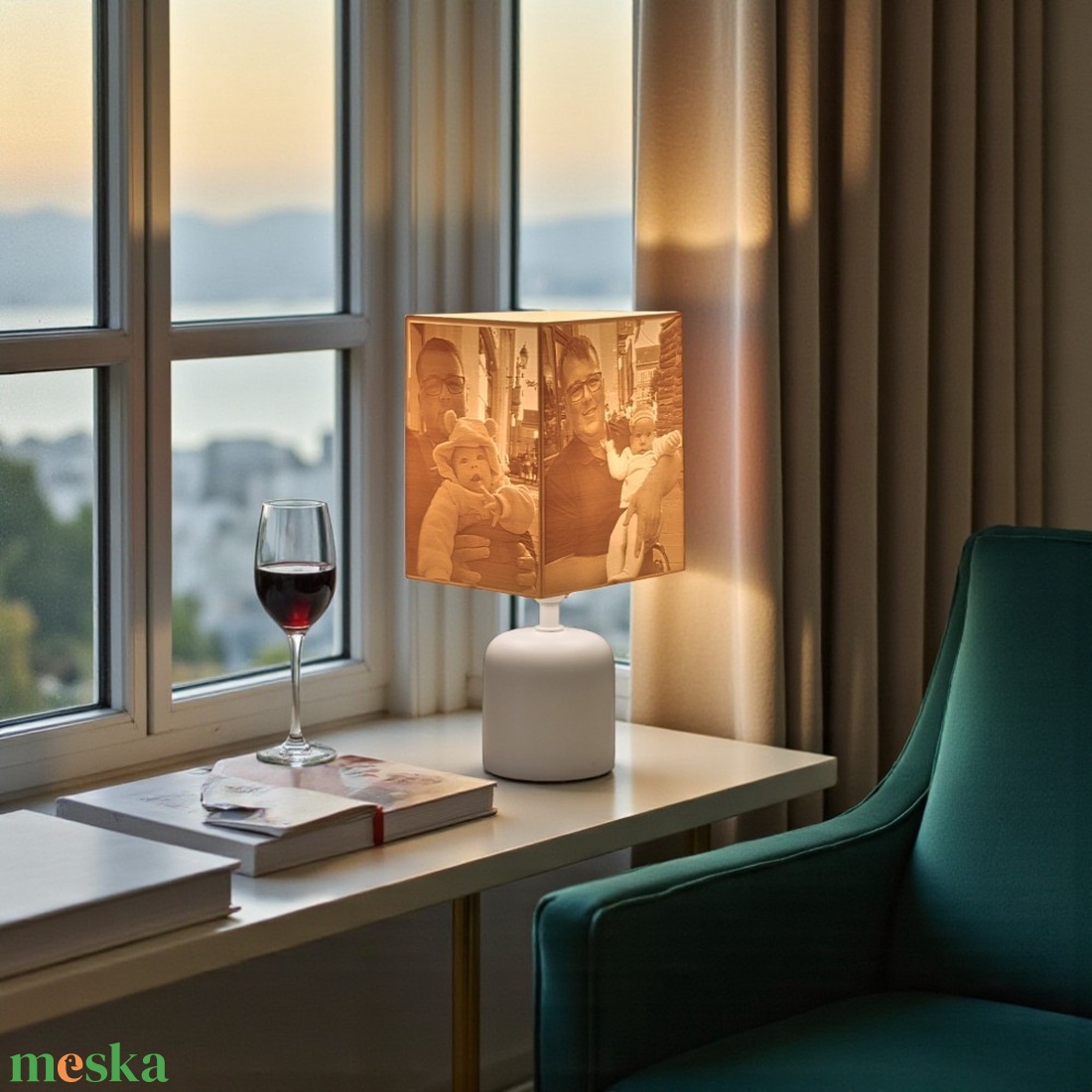 Daphni egyedi fényképes lámpa - Hasáb - otthon & életmód - lámpa - asztali lámpa - Meska.hu