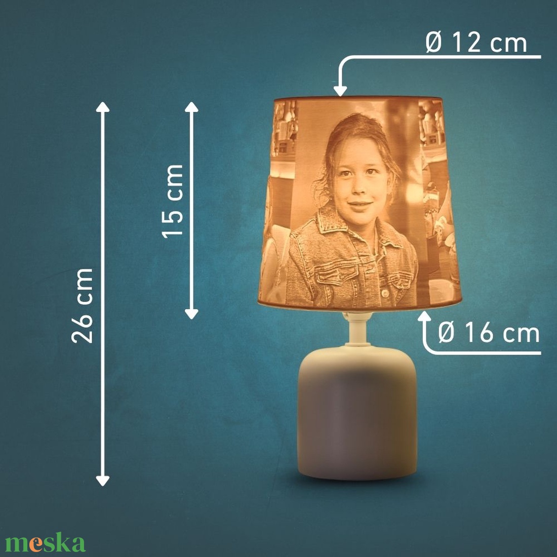 Daphni egyedi fényképes lámpa - Klasszikus - otthon & életmód - lámpa - asztali lámpa - Meska.hu