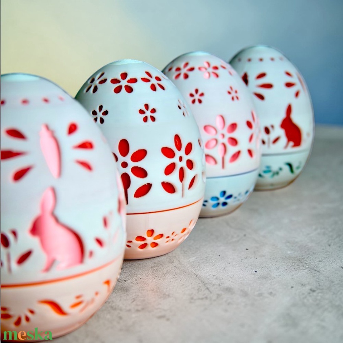 Elegáns tavaszi motívumos nyitható tároló tojás gyerekeknek és felnőtteknek - ünnepi díszek, dekorációk - húsvéti díszek és dekorációk - húsvéti asztaldíszek - Meska.hu
