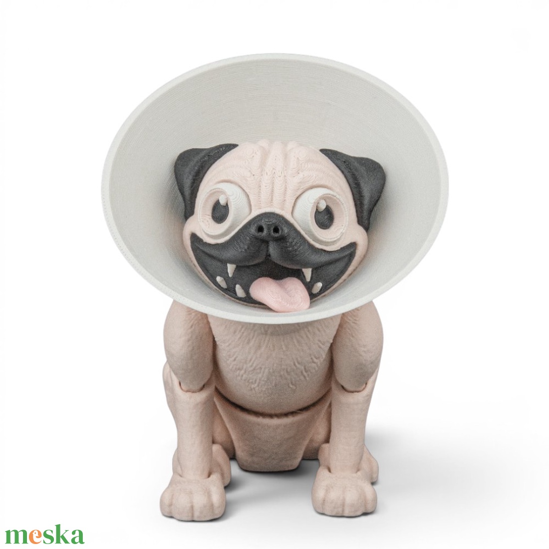 Peanut, a játékos mopsz flexi figura mókás tölcsérgallérral - játék & sport - plüssállat & játékfigura - kutya - Meska.hu