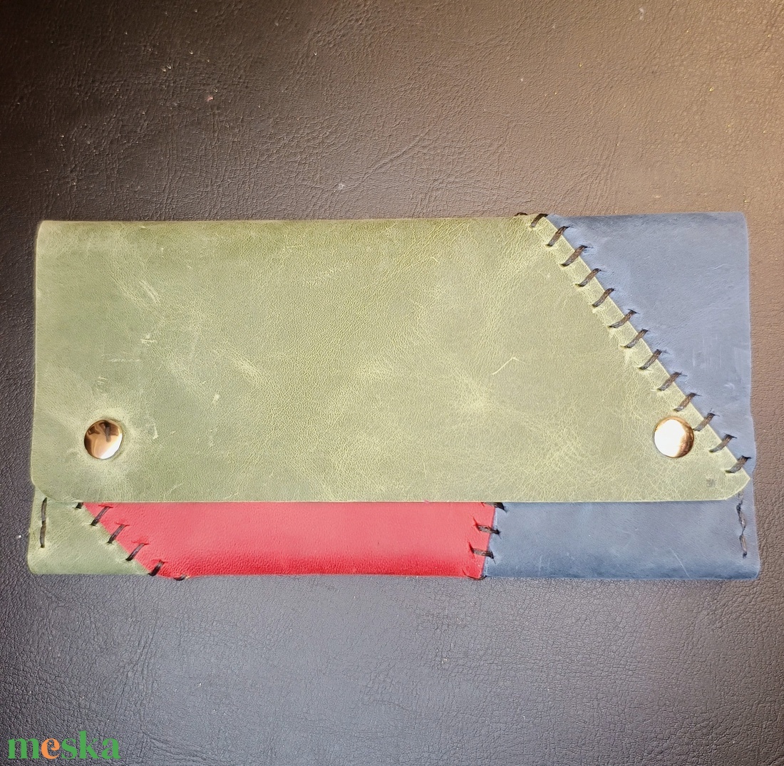 Patchwork bőr dohánytartó cigipapír zsebbel - táska & tok - pénztárca & más tok - dohánytasak & szütyő - Meska.hu Patchwork bőr dohánytartó cigipapír zsebbel - táska & tok - pénztárca & más tok - dohánytasak & szütyő - Meska.hu