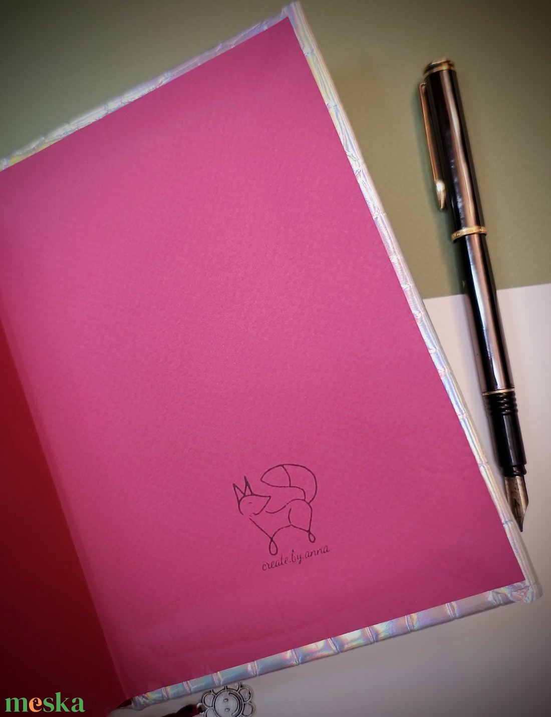 Egyedi bőrkötsű színváltós napló - otthon & életmód - papír, írószer - jegyzetfüzet & napló - Meska.hu Egyedi bőrkötsű színváltós napló - otthon & életmód - papír, írószer - jegyzetfüzet & napló - Meska.hu