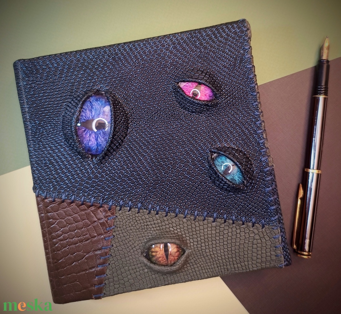 Egyedi bőrkötsű napló szemekkel - otthon & életmód - papír, írószer - jegyzetfüzet & napló - Meska.hu Egyedi bőrkötsű napló szemekkel - otthon & életmód - papír, írószer - jegyzetfüzet & napló - Meska.hu