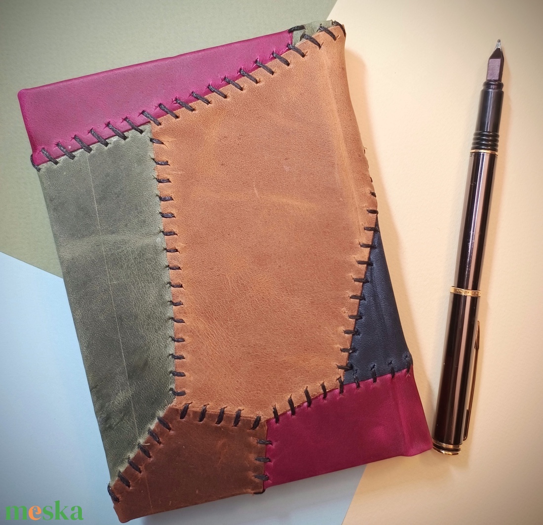 Bohm patchwork bőrkötsű napló A6 - otthon & életmód - papír, írószer - jegyzetfüzet & napló - Meska.hu Bohm patchwork bőrkötsű napló A6 - otthon & életmód - papír, írószer - jegyzetfüzet & napló - Meska.hu