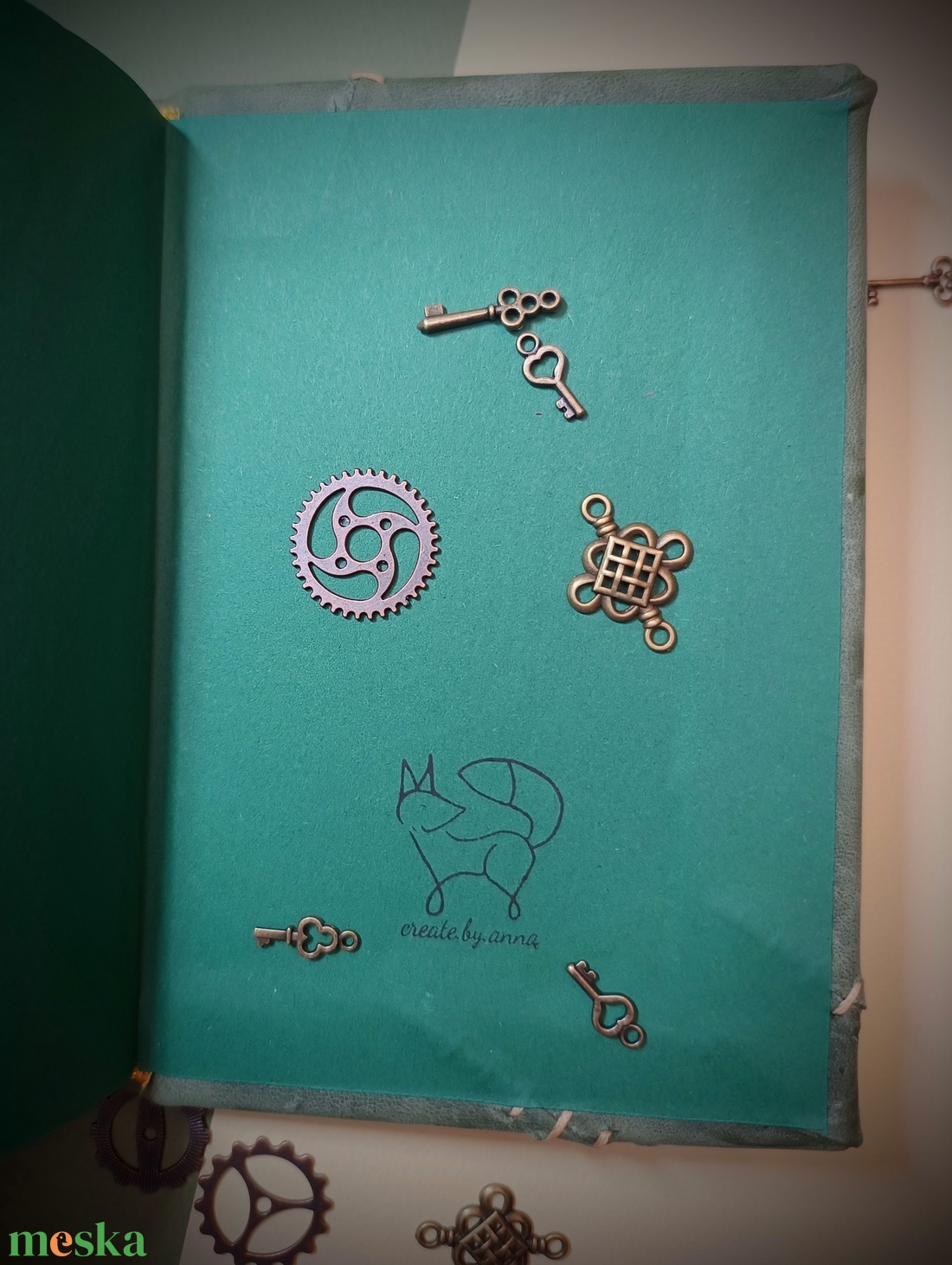 Steampunk bőrkötsű A6 napló - otthon & életmód - papír, írószer - jegyzetfüzet & napló - Meska.hu Steampunk bőrkötsű A6 napló - otthon & életmód - papír, írószer - jegyzetfüzet & napló - Meska.hu