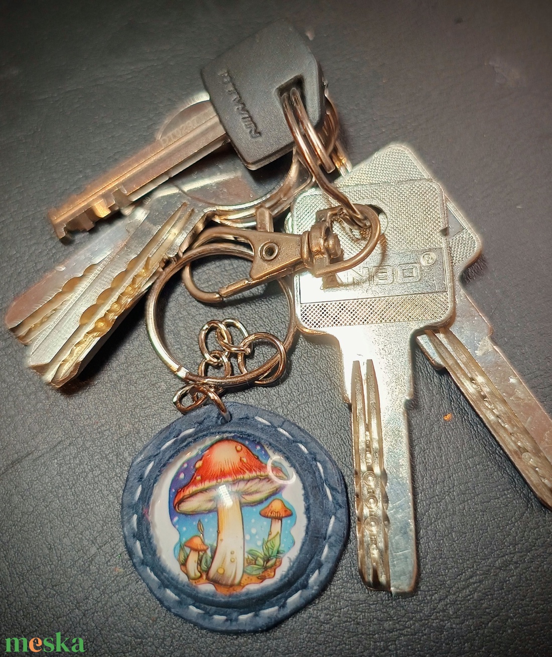 Gombás kulcstartó - táska & tok - kulcstartó & táskadísz - kulcstartó - Meska.hu