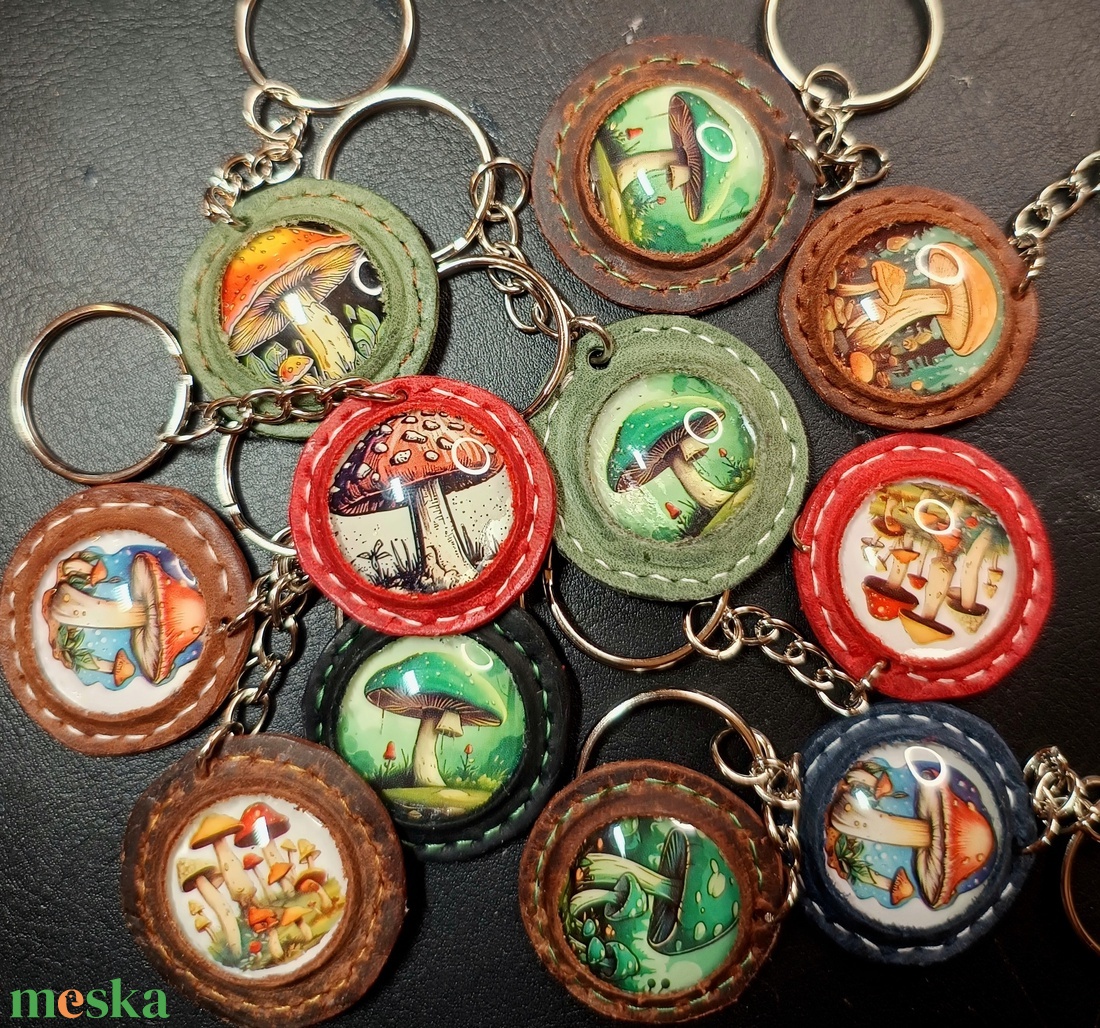 Gombás kulcstartó - táska & tok - kulcstartó & táskadísz - kulcstartó - Meska.hu