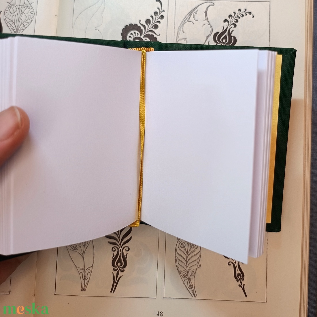 vászon borítású notesz arany népi mintával 7x9cm - otthon & életmód - papír, írószer - jegyzetfüzet & napló - Meska.hu