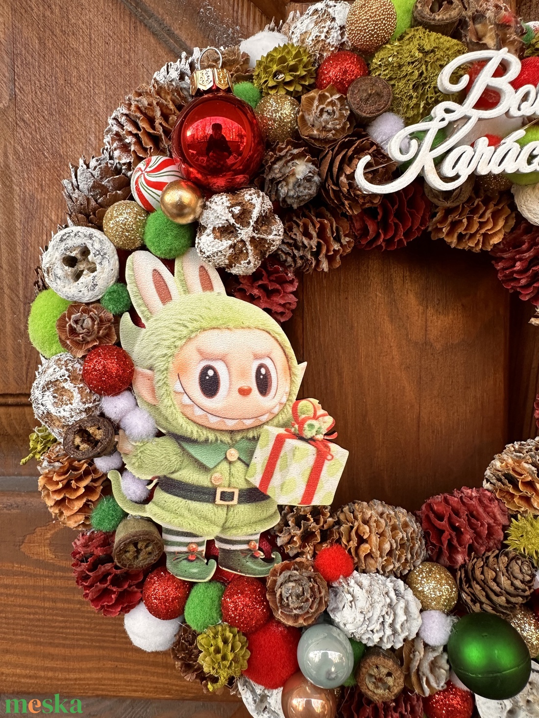 Labubu karácsonya - karácsony - karácsonyi lakásdekoráció - karácsonyi ajtódíszek - Meska.hu