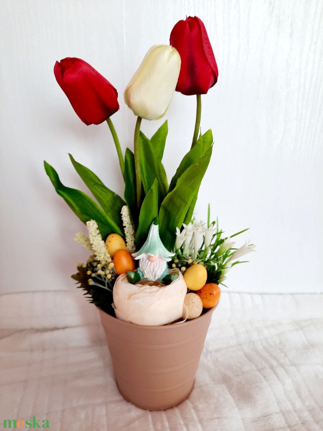 Húsvéti asztaldísz tavaszmanóval - otthon & életmód - dekoráció - asztal és polc dekoráció - asztaldísz - Meska.hu