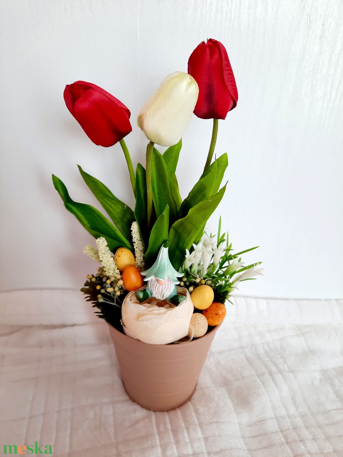 Húsvéti asztaldísz tavaszmanóval - otthon & életmód - dekoráció - asztal és polc dekoráció - asztaldísz - Meska.hu