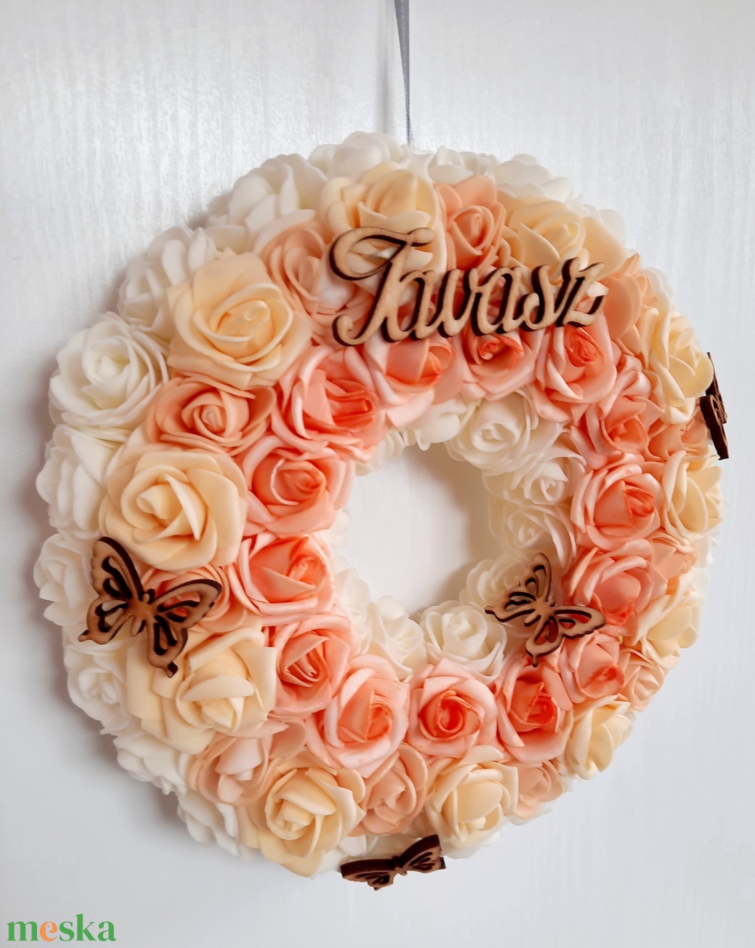 Rózsás kopogtató tavasz felirattal - otthon & életmód - dekoráció - ajtó- és ablak dekoráció - ajtódísz & kopogtató - Meska.hu