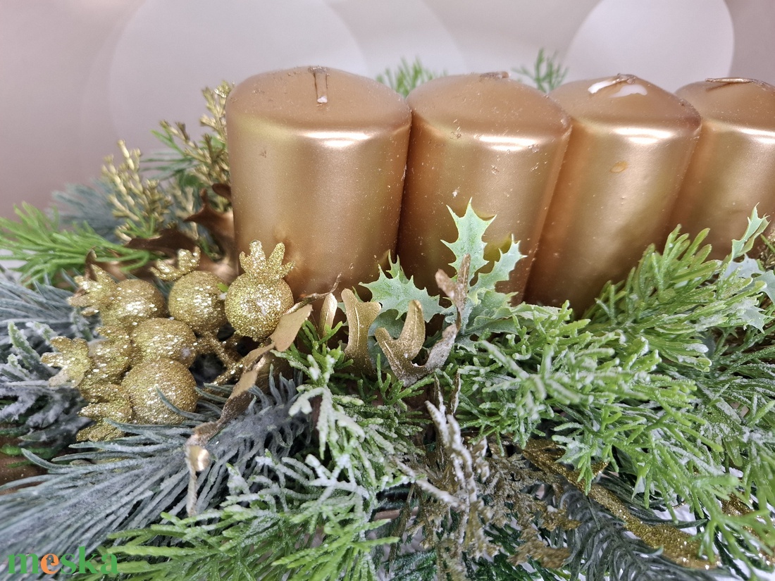 Adventi asztaldísz arany gyertyával - karácsony - karácsonyi lakásdekoráció - karácsonyi lakásdíszek - Meska.hu