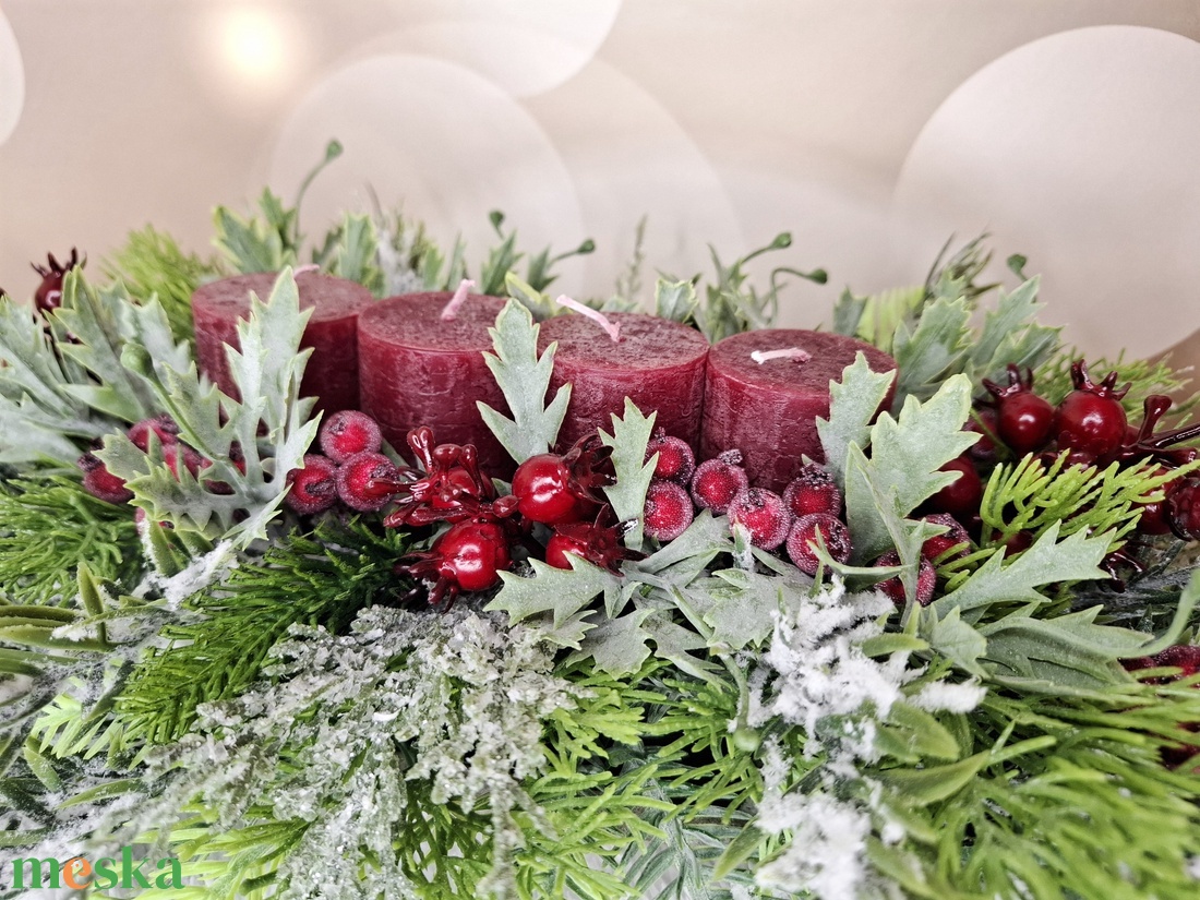 Adventi asztaldísz bordó gyertyával - karácsony - karácsonyi lakásdekoráció - karácsonyi lakásdíszek - Meska.hu