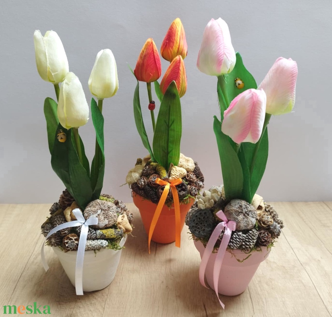 Tulipános tavaszi asztaldísz - otthon & életmód - dekoráció - asztal és polc dekoráció - asztaldísz - Meska.hu