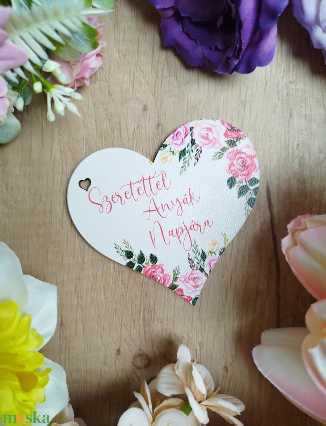 Szeretettel Anyák Napjára szív alakú fa tábla - kellékek & szerszámok - hobby fa alapanyag - egyéb fatermék - Meska.hu