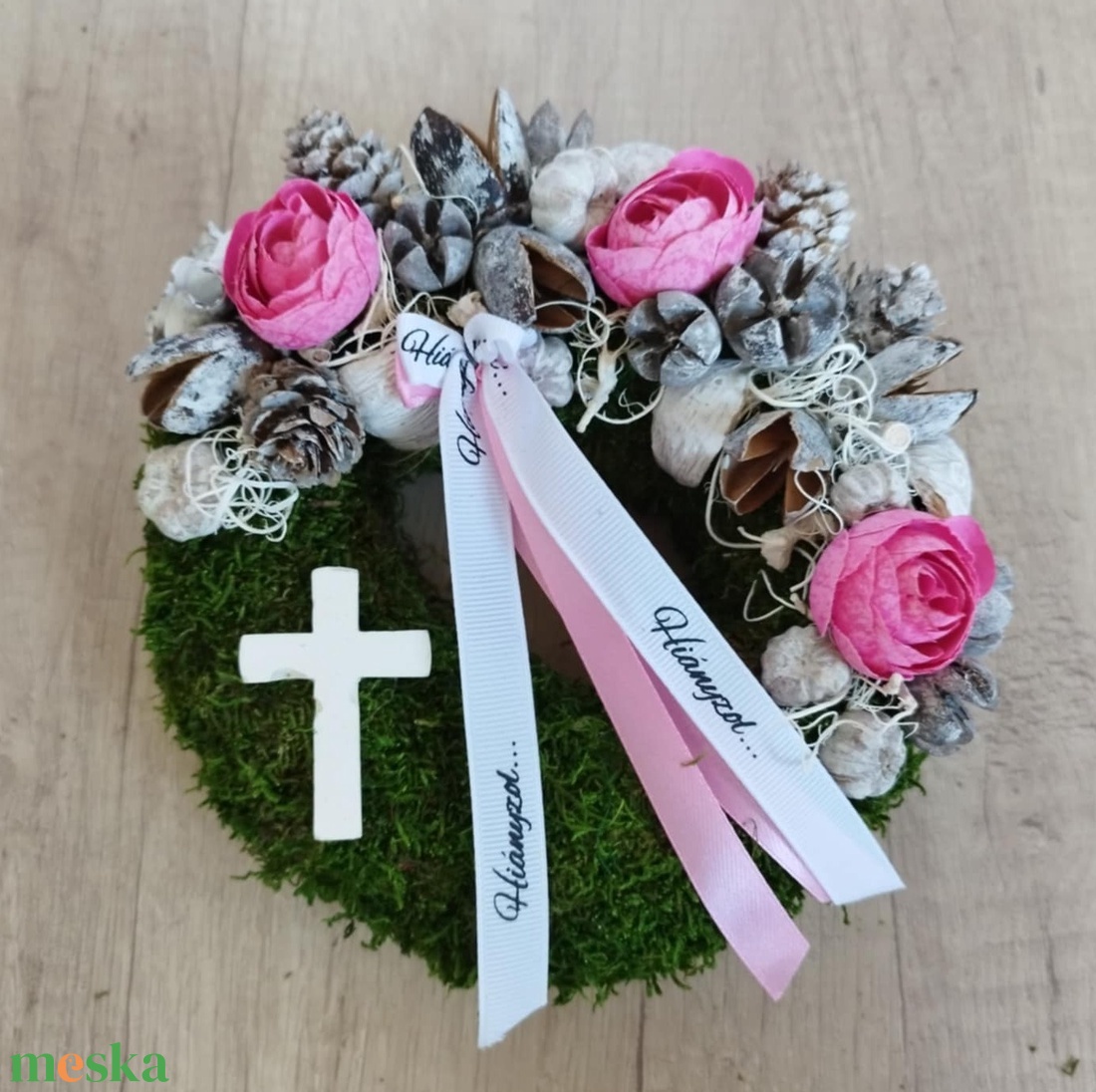 Moha koszorú 15cm (Sírdísz, kegyeleti dísz) - otthon & életmód - vallás - temetkezési tárgy - Meska.hu Moha koszorú 15cm (Sírdísz, kegyeleti dísz) - otthon & életmód - vallás - temetkezési tárgy - Meska.hu