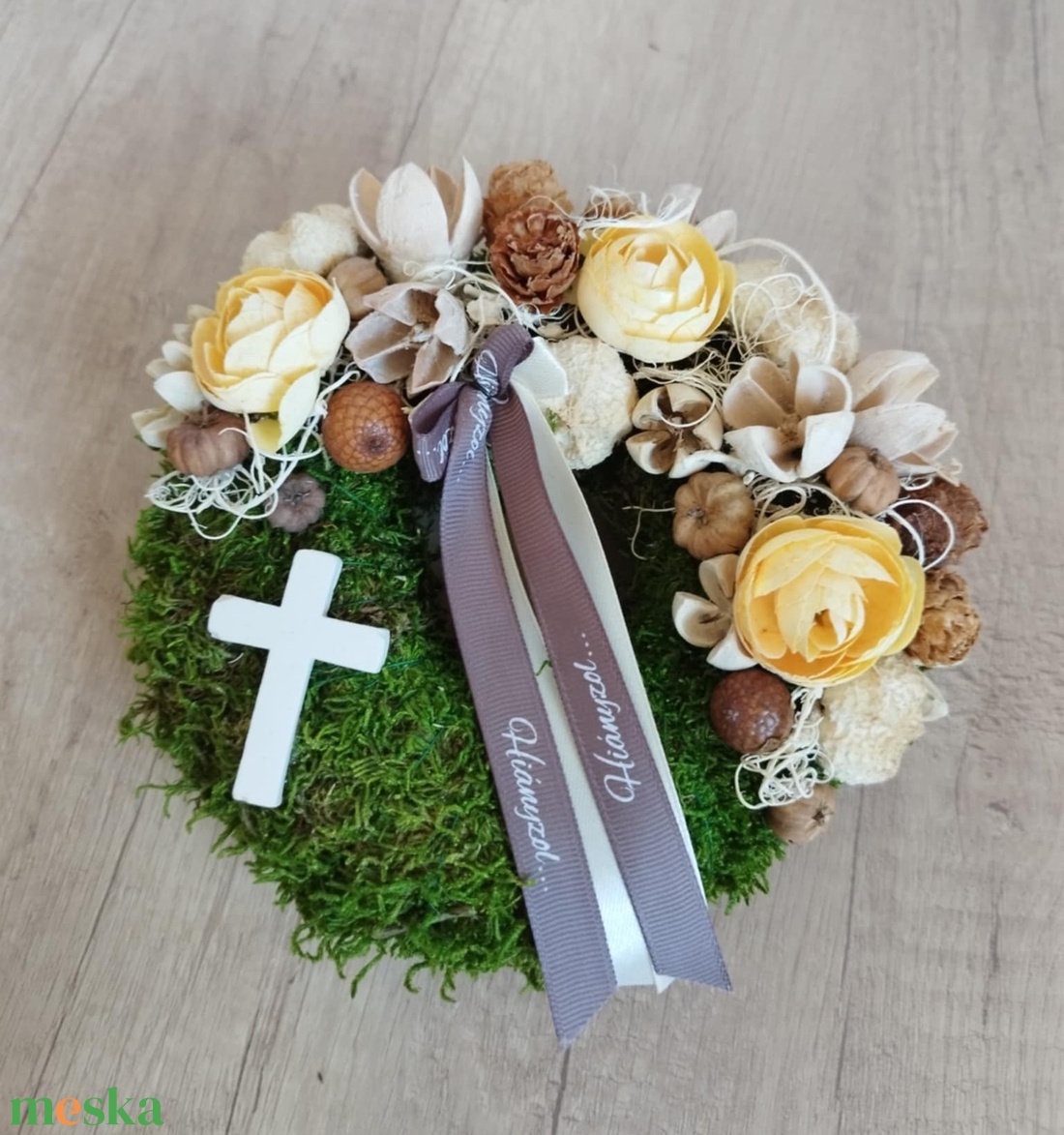 Moha koszorú 15cm (Sírdísz, kegyeleti dísz) - otthon & életmód - vallás - temetkezési tárgy - Meska.hu Moha koszorú 15cm (Sírdísz, kegyeleti dísz) - otthon & életmód - vallás - temetkezési tárgy - Meska.hu