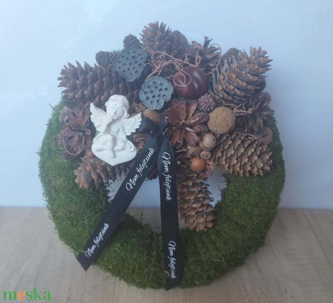 Moha koszorú 30cm (kegyeleti dísz, sírdísz) - otthon & életmód - vallás - temetkezési tárgy - Meska.hu Moha koszorú 30cm (kegyeleti dísz, sírdísz) - otthon & életmód - vallás - temetkezési tárgy - Meska.hu