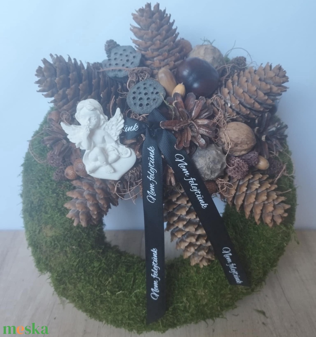 Moha koszorú 30cm (kegyeleti dísz, sírdísz) - otthon & életmód - vallás - temetkezési tárgy - Meska.hu Moha koszorú 30cm (kegyeleti dísz, sírdísz) - otthon & életmód - vallás - temetkezési tárgy - Meska.hu