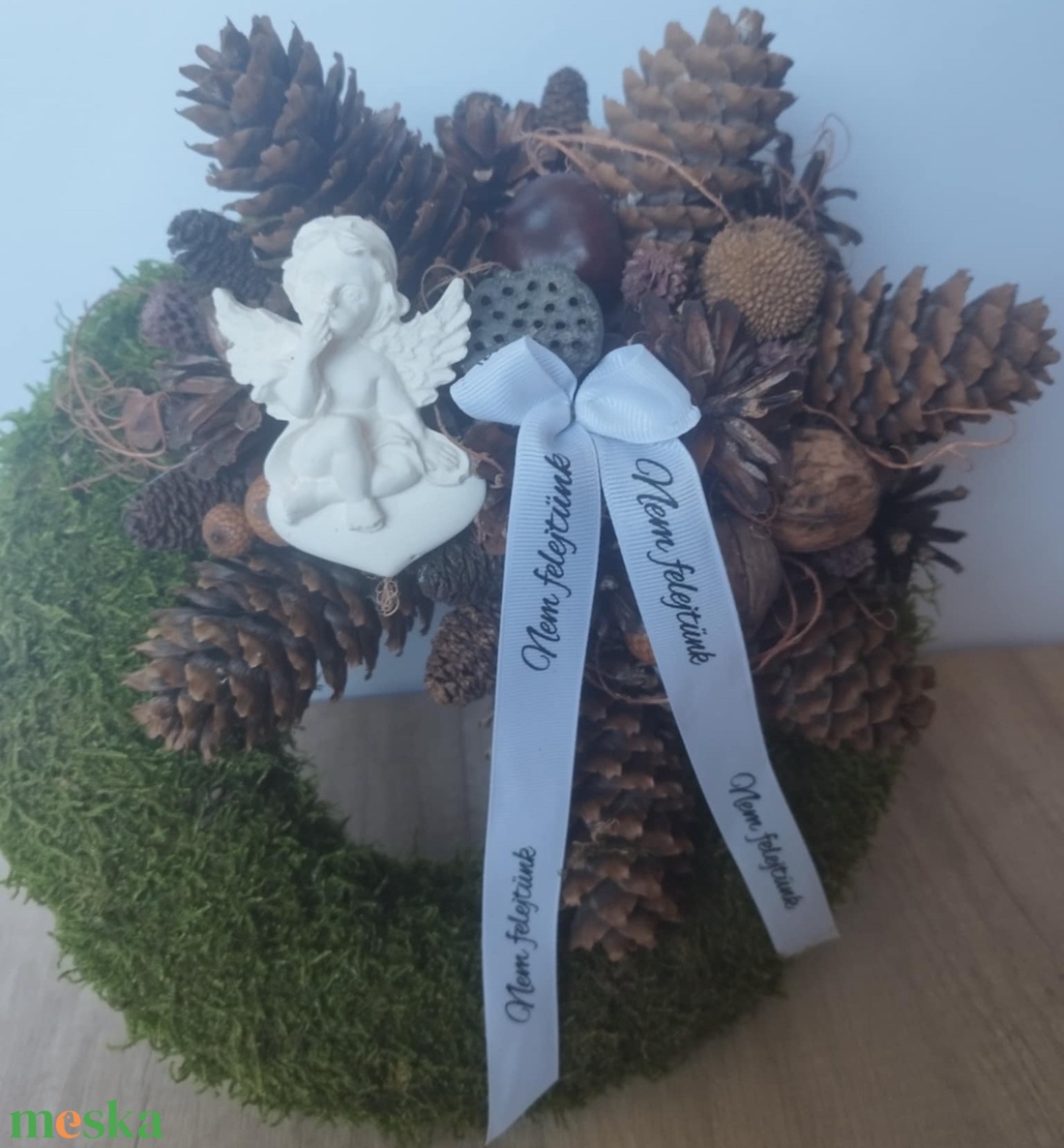Moha koszorú 30cm (kegyeleti dísz, sírdísz) - otthon & életmód - vallás - temetkezési tárgy - Meska.hu Moha koszorú 30cm (kegyeleti dísz, sírdísz) - otthon & életmód - vallás - temetkezési tárgy - Meska.hu