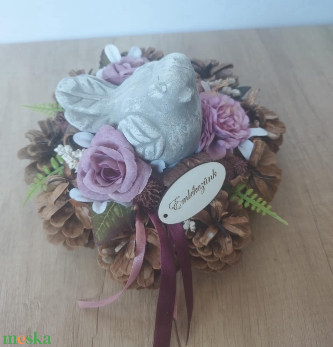 Toboz koszorú madárral 20cm (Sírdísz, kegyeleti dísz) - otthon & életmód - vallás - temetkezési tárgy - Meska.hu Toboz koszorú madárral 20cm (Sírdísz, kegyeleti dísz) - otthon & életmód - vallás - temetkezési tárgy - Meska.hu