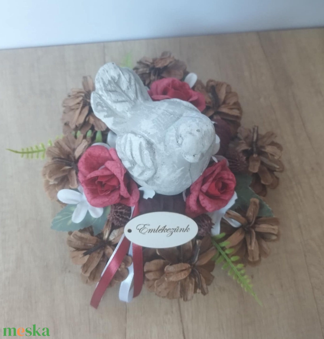 Toboz koszorú madárral 20cm (Sírdísz, kegyeleti dísz) - otthon & életmód - vallás - temetkezési tárgy - Meska.hu Toboz koszorú madárral 20cm (Sírdísz, kegyeleti dísz) - otthon & életmód - vallás - temetkezési tárgy - Meska.hu