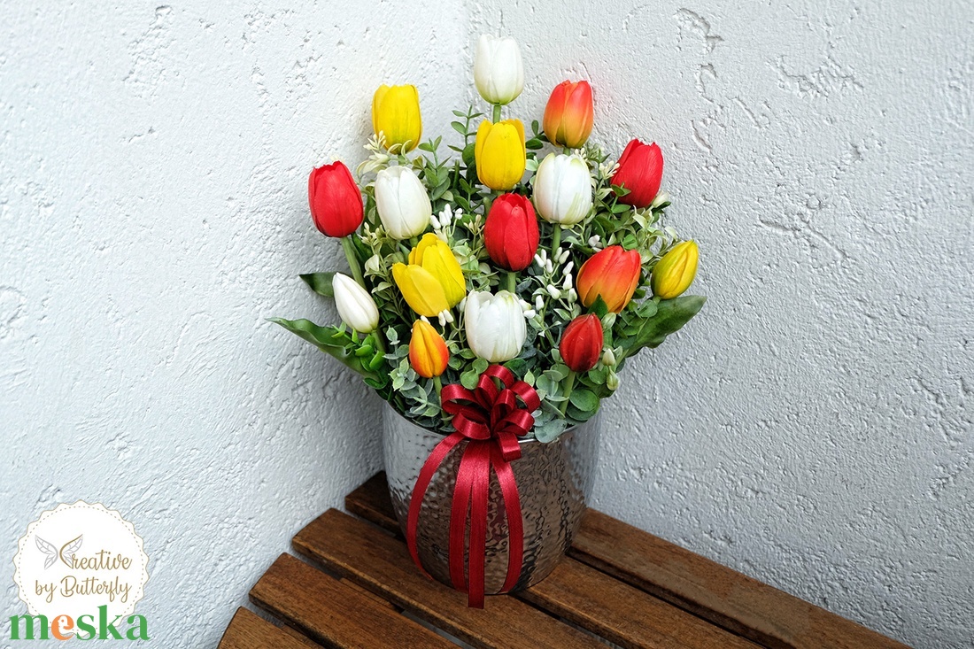 Tulipános asztaldísz tavaszi asztaldísz élethű gumi tulipánnal  - otthon & életmód - dekoráció - virágdísz és tartó - csokor & virágdísz - Meska.hu