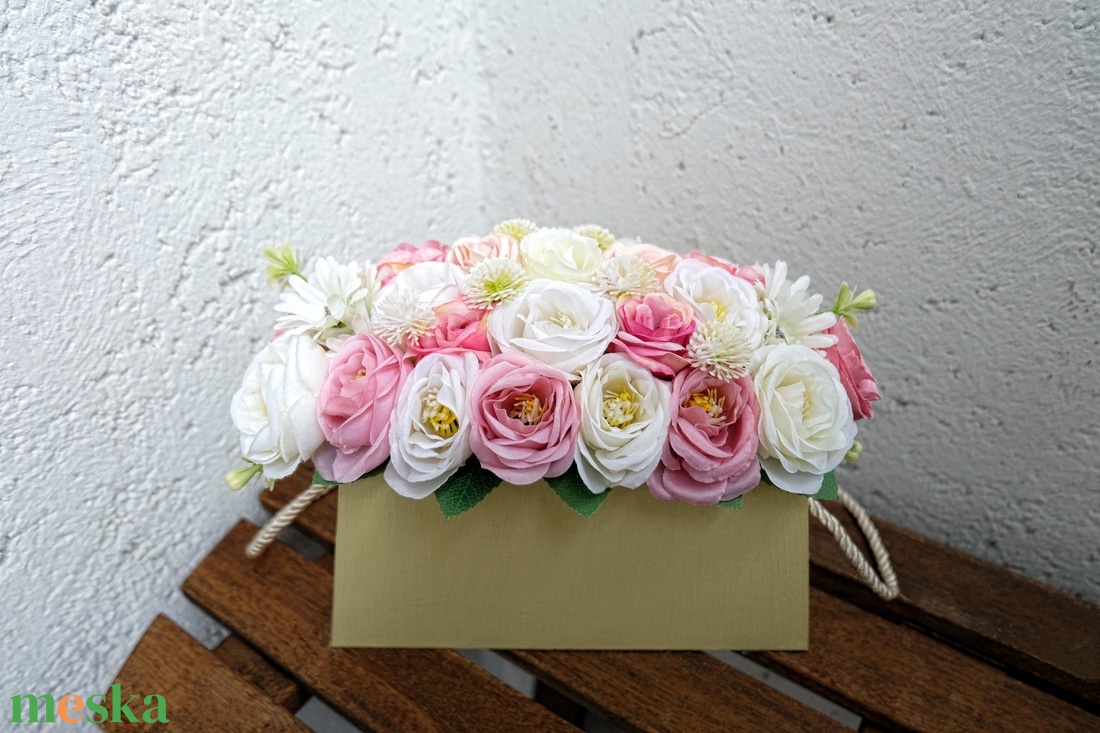 Ballagási virág ballagási retikül ballagási ajándék diplomaosztó ajándék - otthon & életmód - virágdekoráció - virágok - virágbox - Meska.hu