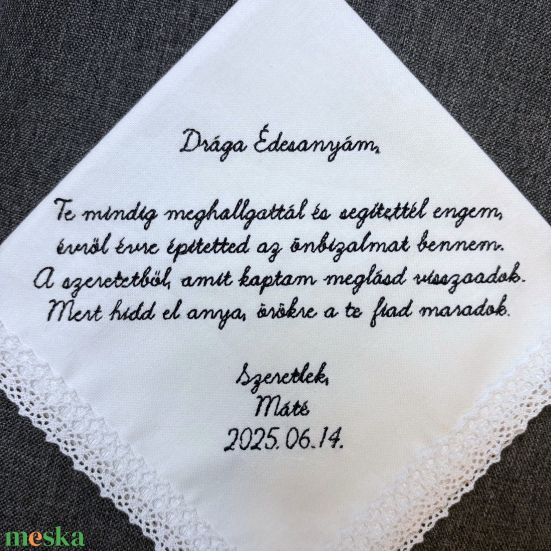 Hímzett, egyedi keszkenő, szülőköszöntő - esküvő - emlék & ajándék - szülőköszöntő ajándék - Meska.hu