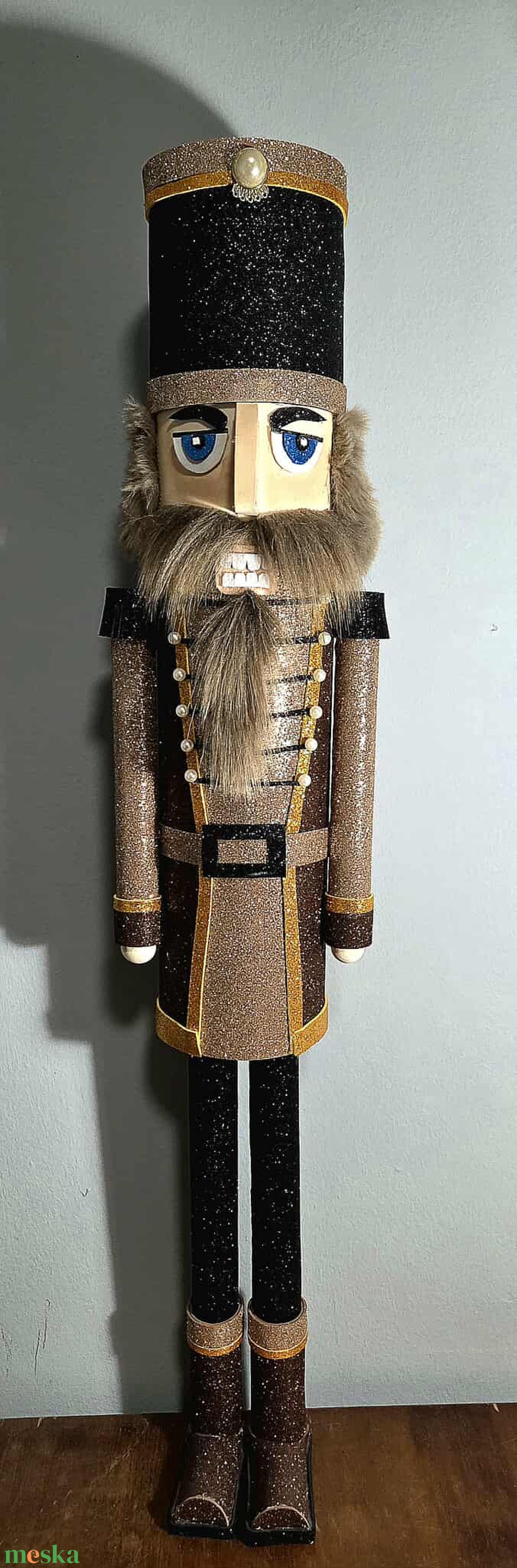 Diótörő dekoráció (nagy) - karácsony - karácsonyi lakásdekoráció - karácsonyi manók, figurák - Meska.hu Diótörő dekoráció (nagy) - karácsony - karácsonyi lakásdekoráció - karácsonyi manók, figurák - Meska.hu