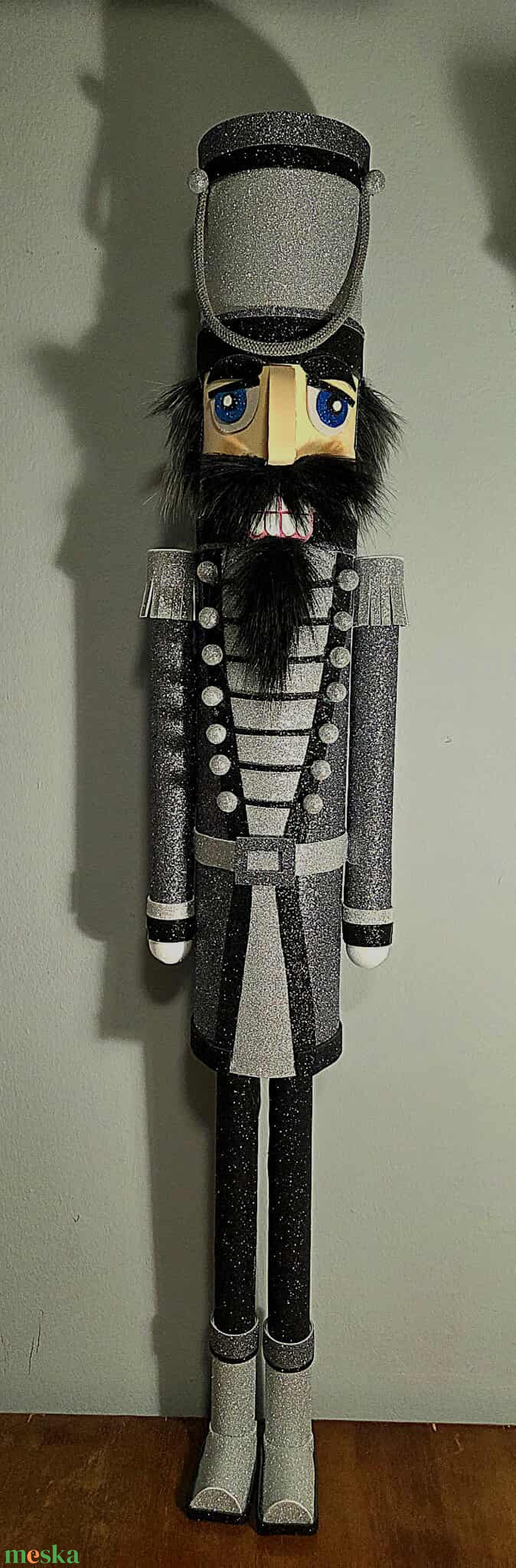 Diótörő dekoráció (nagy) - karácsony - karácsonyi lakásdekoráció - karácsonyi manók, figurák - Meska.hu Diótörő dekoráció (nagy) - karácsony - karácsonyi lakásdekoráció - karácsonyi manók, figurák - Meska.hu