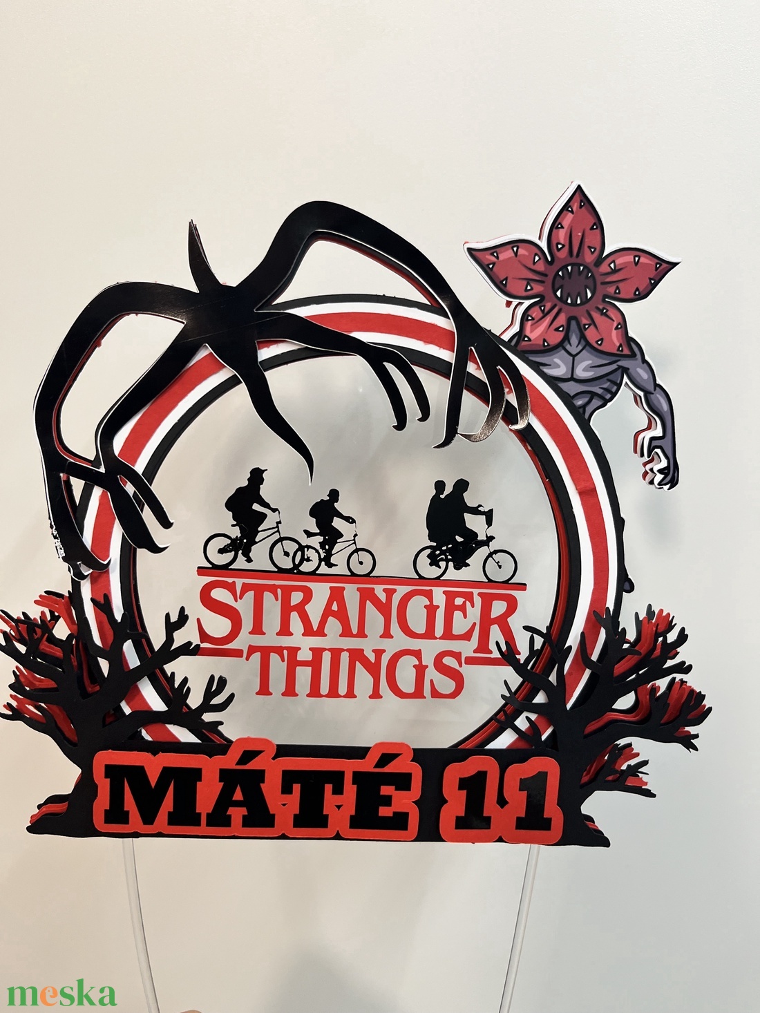 Egyedi Stranger Things Tortabeszúró - esküvő - dekoráció - sütidísz - Meska.hu