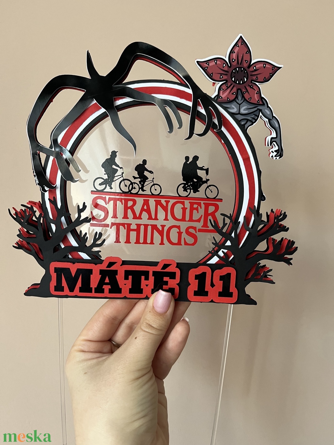 Egyedi Stranger Things Tortabeszúró - esküvő - dekoráció - sütidísz - Meska.hu