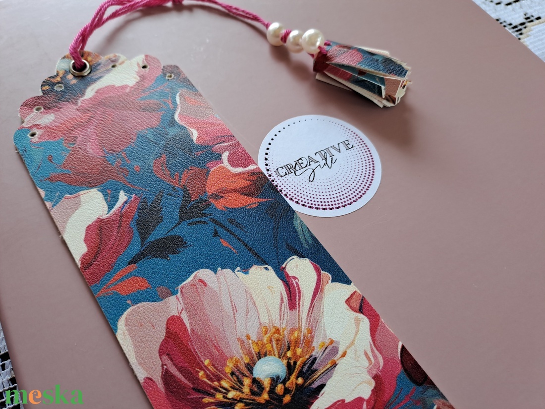Könyvjelző, elegáns Dizájnos műbőr poppy viva magenta Mintás műbőr - könyv & zene - könyvjelző - Meska.hu Könyvjelző, elegáns Dizájnos műbőr poppy viva magenta Mintás műbőr - könyv & zene - könyvjelző - Meska.hu